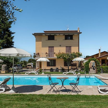 Agriturismo Il Girasole Ассизи Экстерьер фото