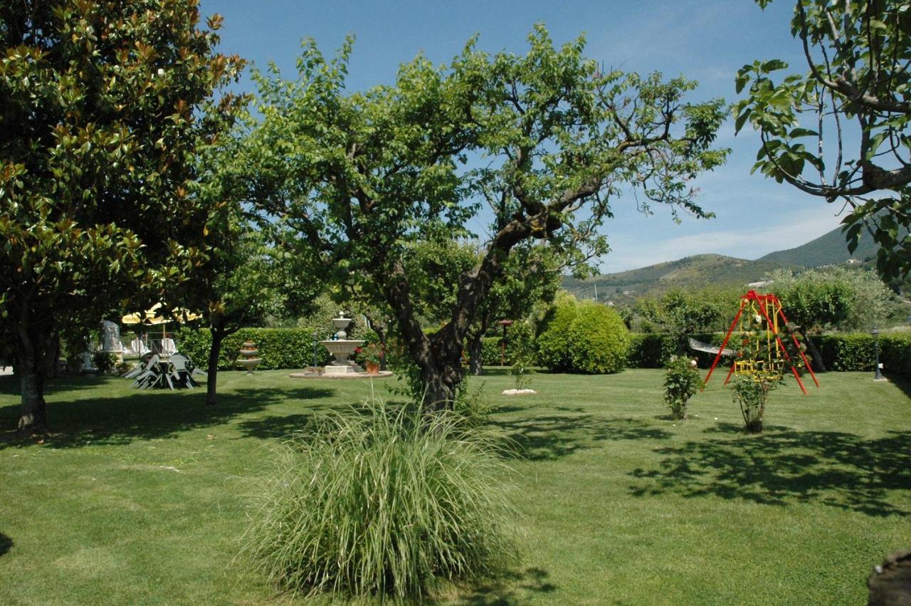 Agriturismo Il Girasole Ассизи Экстерьер фото